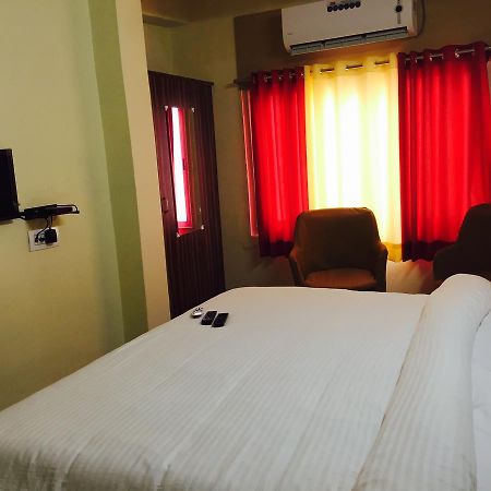 Hotel Ashirwad ウダイプル エクステリア 写真