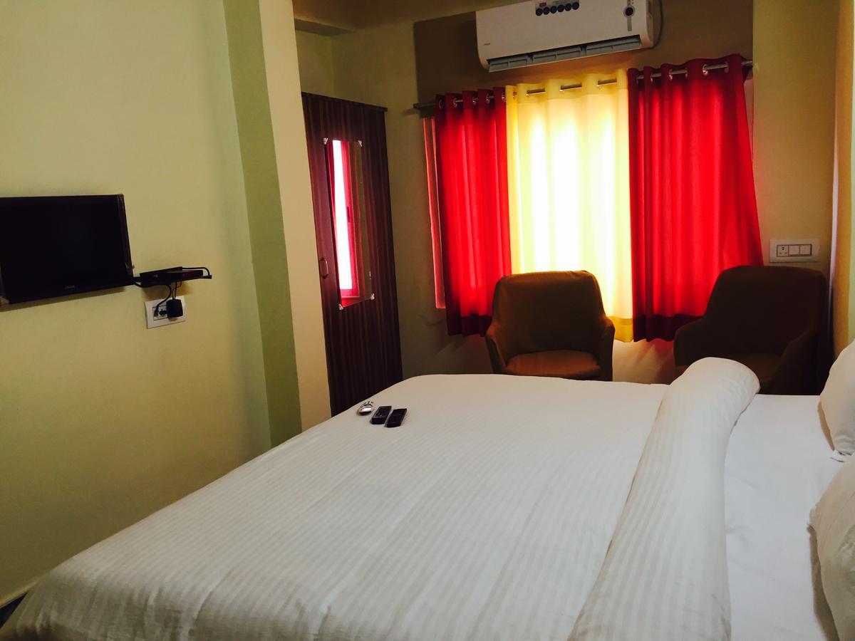 Hotel Ashirwad ウダイプル エクステリア 写真