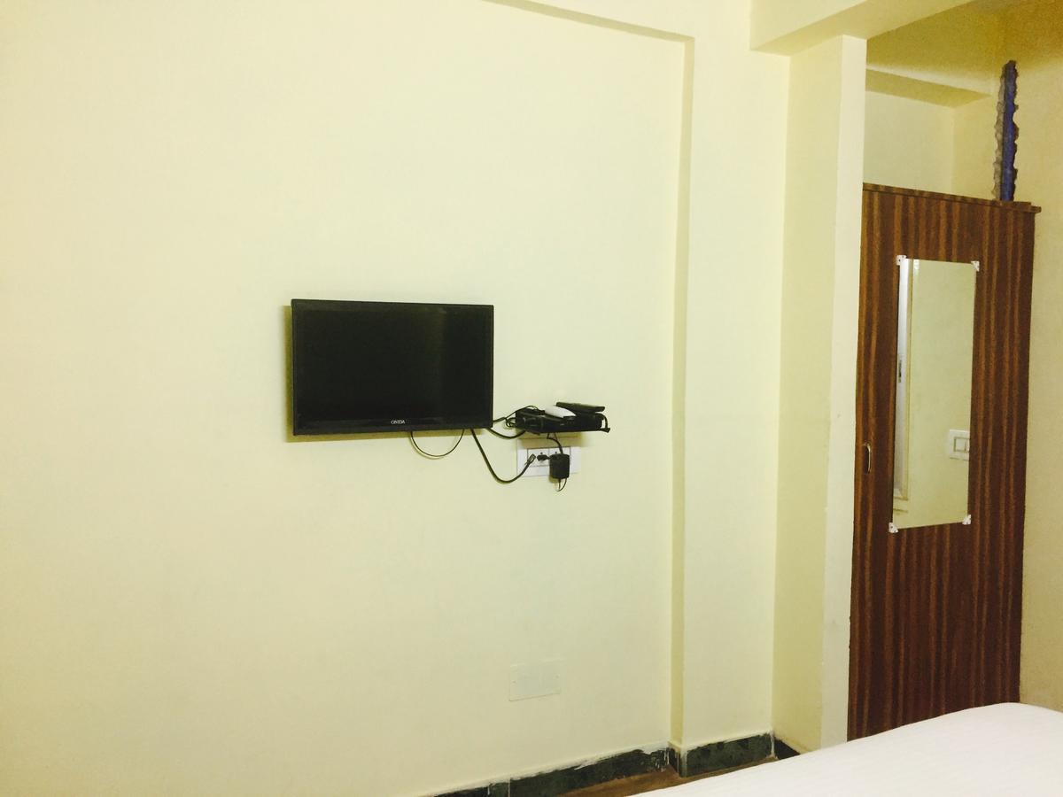 Hotel Ashirwad ウダイプル エクステリア 写真
